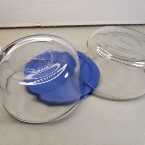 Pyrex Food Storage Container 4 cup Glass Bowls 1 lid - Picture 4 of 5